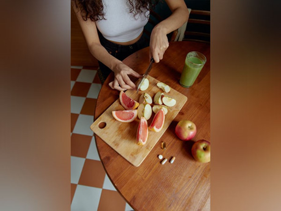 Study finds how liver and immune cells communicate while fasting Study finds how liver and immune cells communicate while fasting