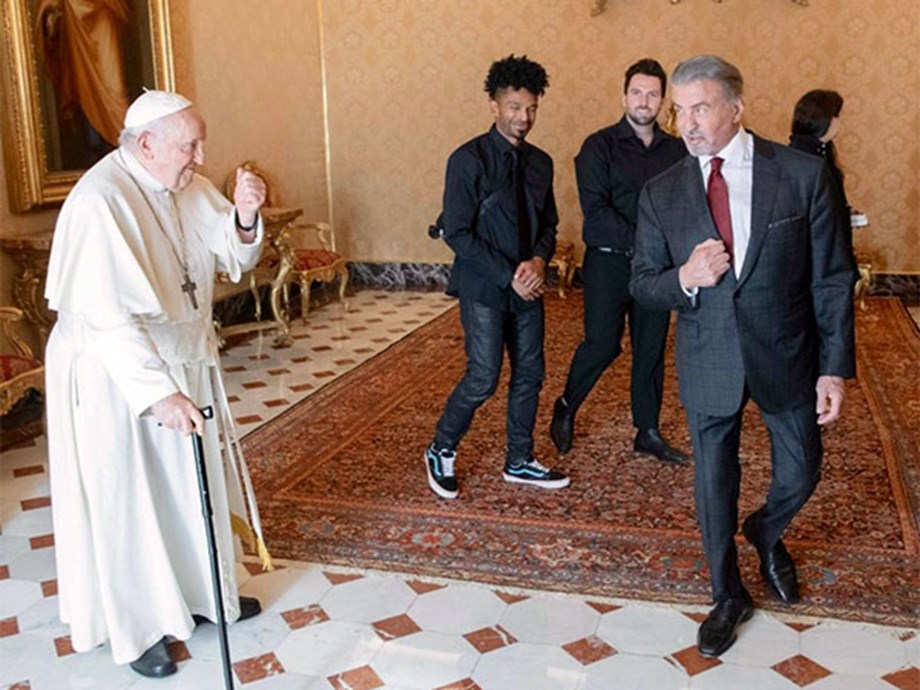 Sylvester Stallone meets Pope Francis in Vatican city Sylvester Stallone meets Pope Francis in Vatican city