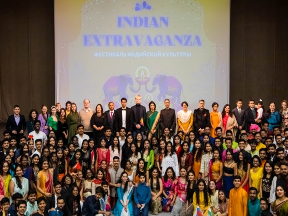 A.K.Educational Consultants organizes Indian Extravaganza at Immanuel Kant Baltic Federal University