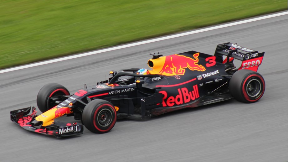 Red Bull F1 clinches new $500M title sponsorship with Oracle Red Bull F1 clinches new $500M title sponsorship with Oracle