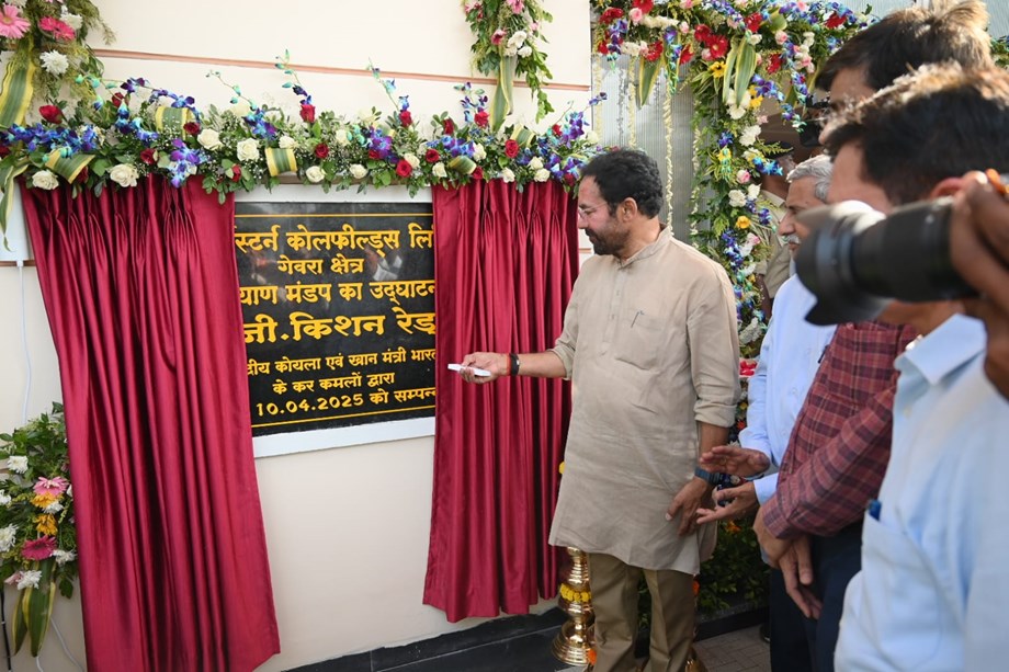 Ishaq Dars Diplomatic Visit to Afghanistan: A Step Towards Mending Ties? Ishaq Dars Diplomatic Visit to Afghanistan: A Step Towards Mending Ties?