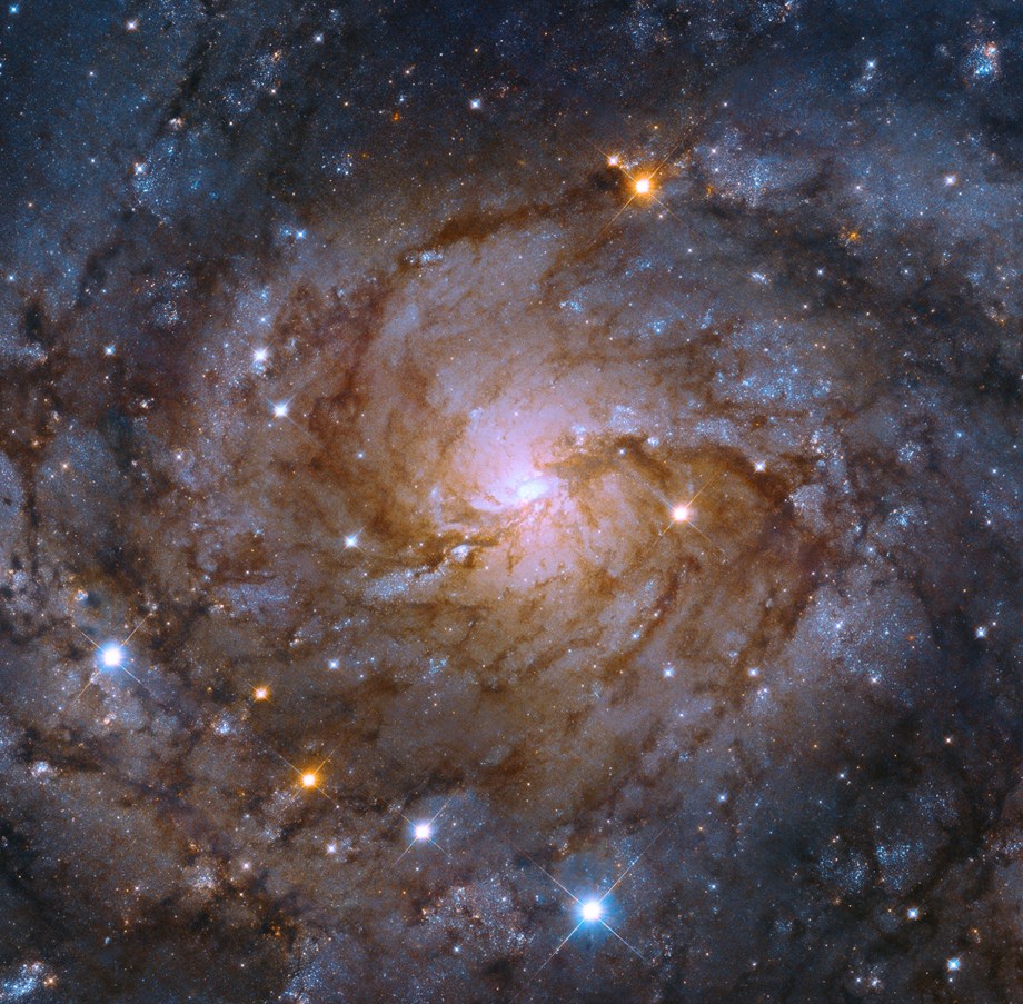 NASA Hubble melihat galaksi tersembunyi sekitar 11 juta tahun cahaya dari Bumi: lihat gambar