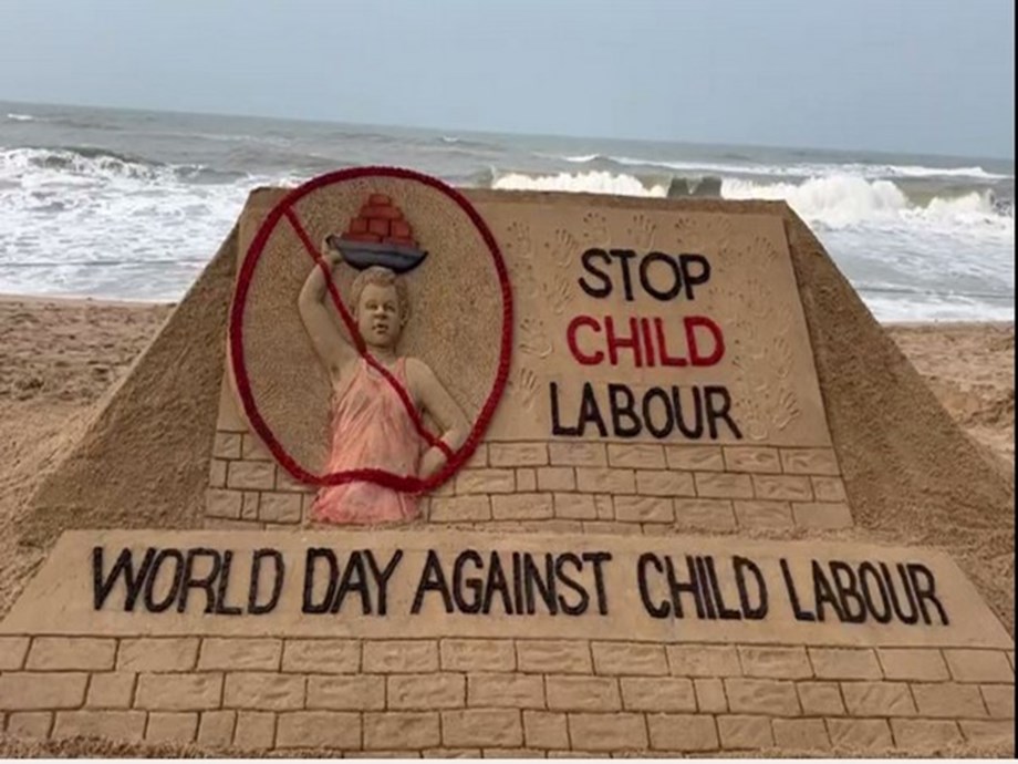 Sudarsan Pattnaik creates sand art at Puri beach to World Day Against Child Labour Sudarsan Pattnaik creates sand art at Puri beach to World Day Against Child Labour