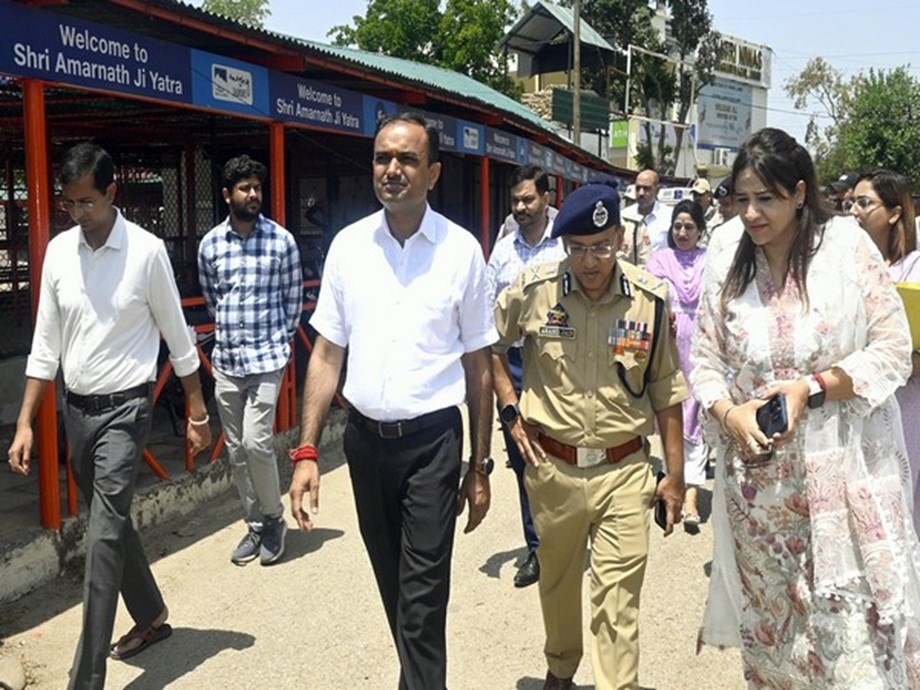 Family of Deceased Cab Driver to Decide on Legal Action After Cremation Family of Deceased Cab Driver to Decide on Legal Action After Cremation