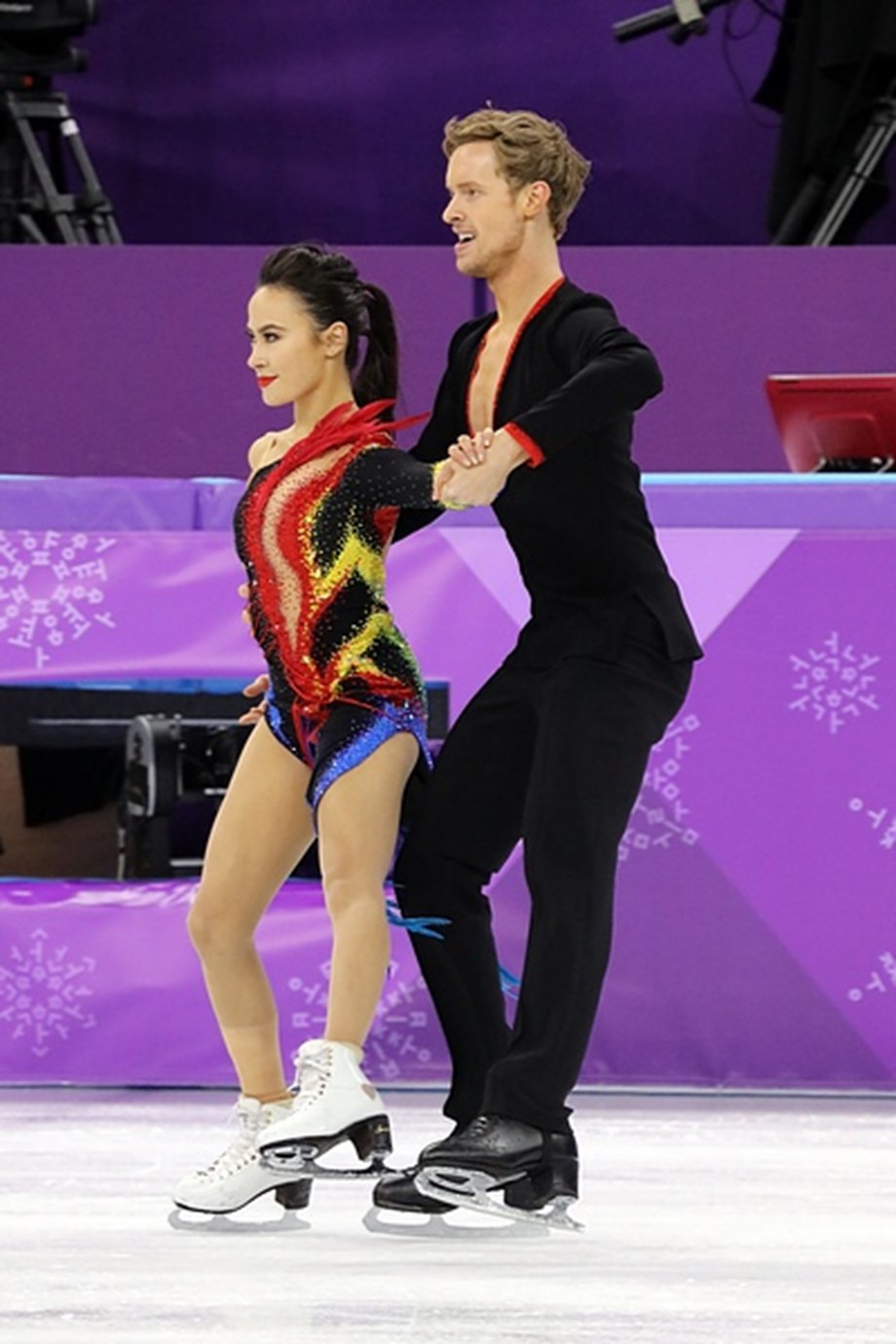 Figure skatingAmericans Chock and Bates win Four Continents ice dance