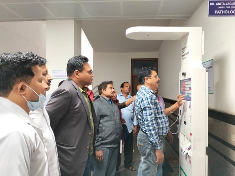 Chardham Yatra: Uttarakhand Health secretary inspects Health ATMs, reviews medical preparedness Chardham Yatra: Uttarakhand Health secretary inspects Health ATMs, reviews medical preparedness