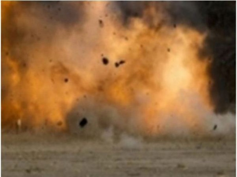 Father, son injured in IED explosion in Jharkhand Father, son injured in IED explosion in Jharkhand