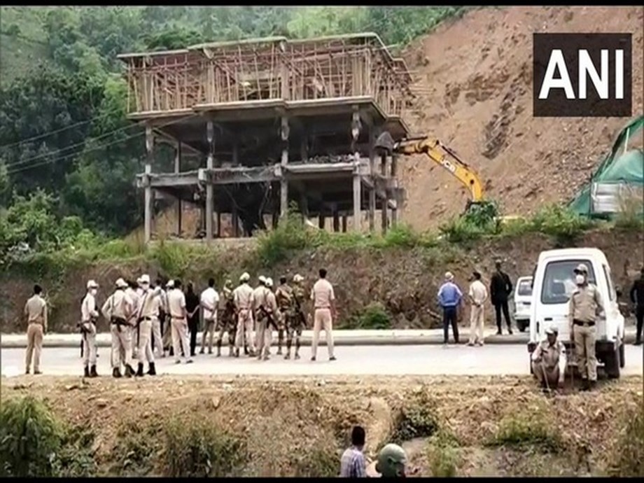 Manipur govt intensifies eviction drive against illegal encroachers, 69 houses demolished Manipur govt intensifies eviction drive against illegal encroachers, 69 houses demolished