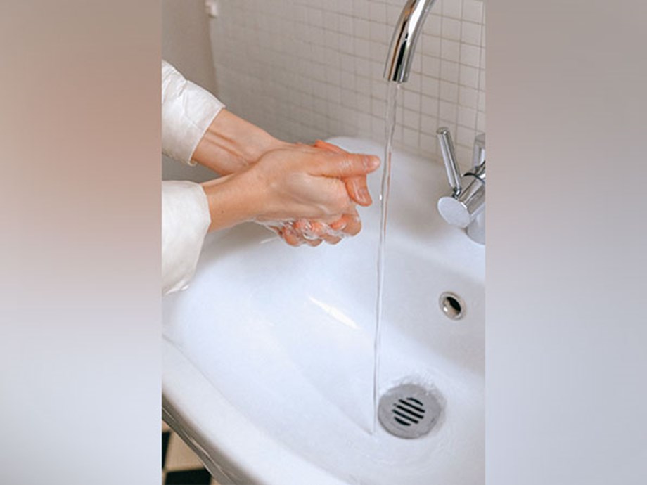 Gentle cleansers kill viruses as effectively as harsh soaps: Study Gentle cleansers kill viruses as effectively as harsh soaps: Study