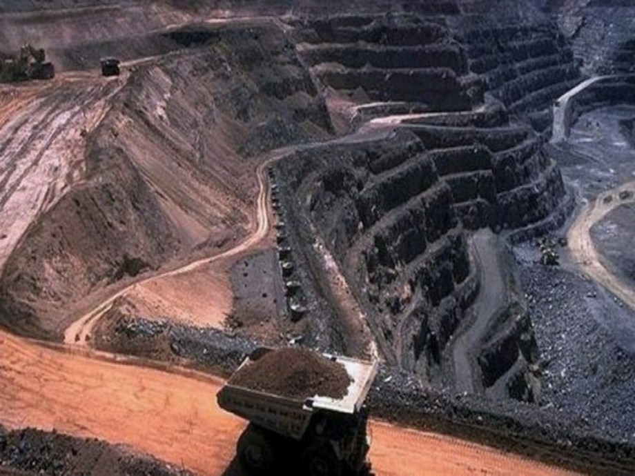 Govt conducts e-auction of eight coal mines in five states Govt conducts e-auction of eight coal mines in five states