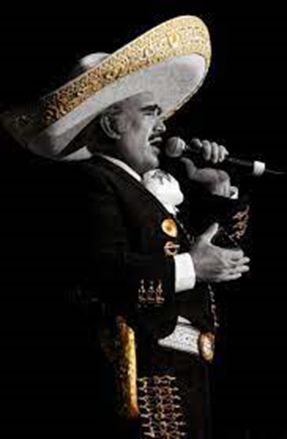 Resumen de noticias de entretenimiento: el icónico cantante mexicano de rancheras Vicente Fernández muere a los 81 años;  Willkommen: el ganador del Oscar Redmayne protagoniza el renacimiento de ‘Cabaret’ de Londres y más