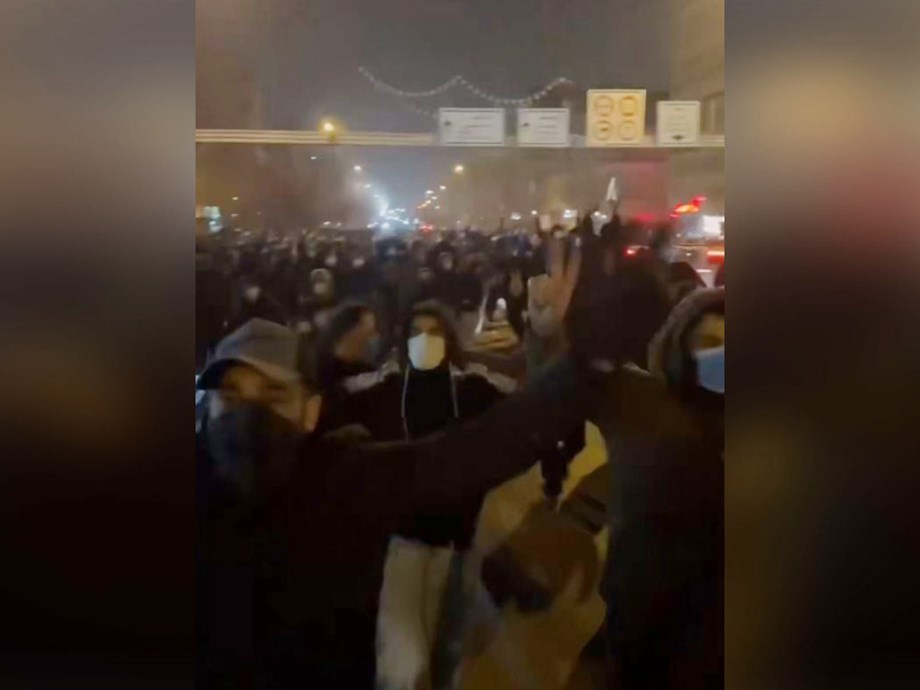 Fathers Controversial Voting Lesson Raises Eyebrows Fathers Controversial Voting Lesson Raises Eyebrows