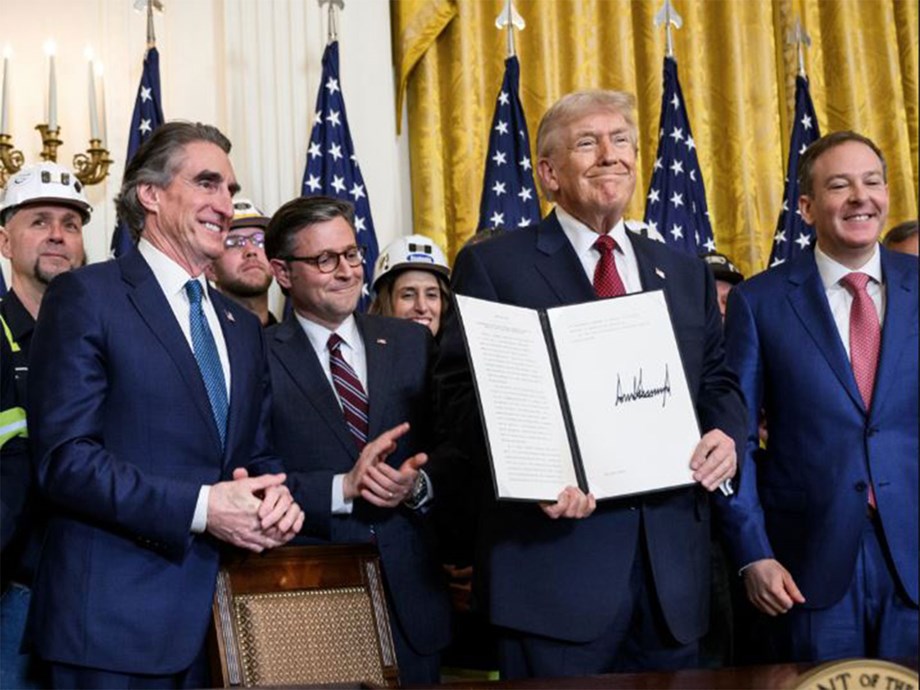 Trump Calls for Global Participation to Unblock Hormuz Trump Calls for Global Participation to Unblock Hormuz