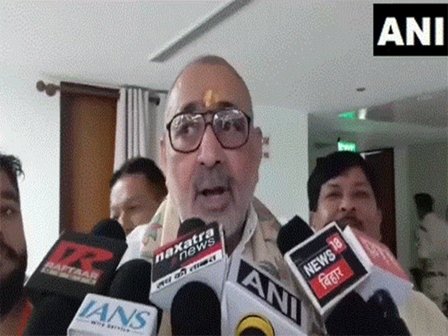 Political Tempest: Lalu Prasad Yadav Accused of Disrespecting BR Ambedkar Political Tempest: Lalu Prasad Yadav Accused of Disrespecting BR Ambedkar