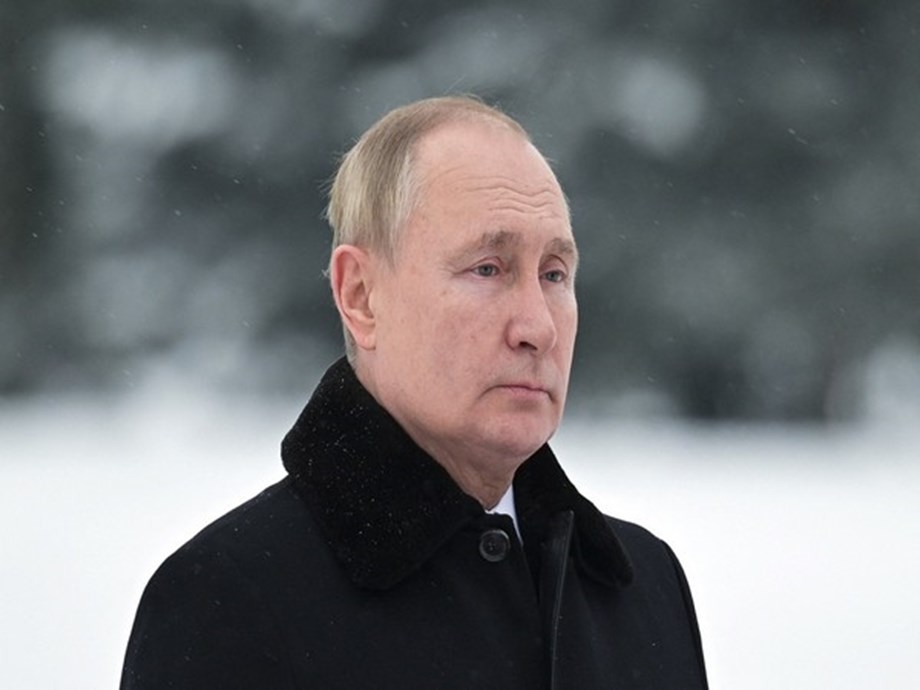 WRAPUP 14-Putin puts nuclear deterrent on alert as West rallies behind Ukraine WRAPUP 14-Putin puts nuclear deterrent on alert as West rallies behind Ukraine