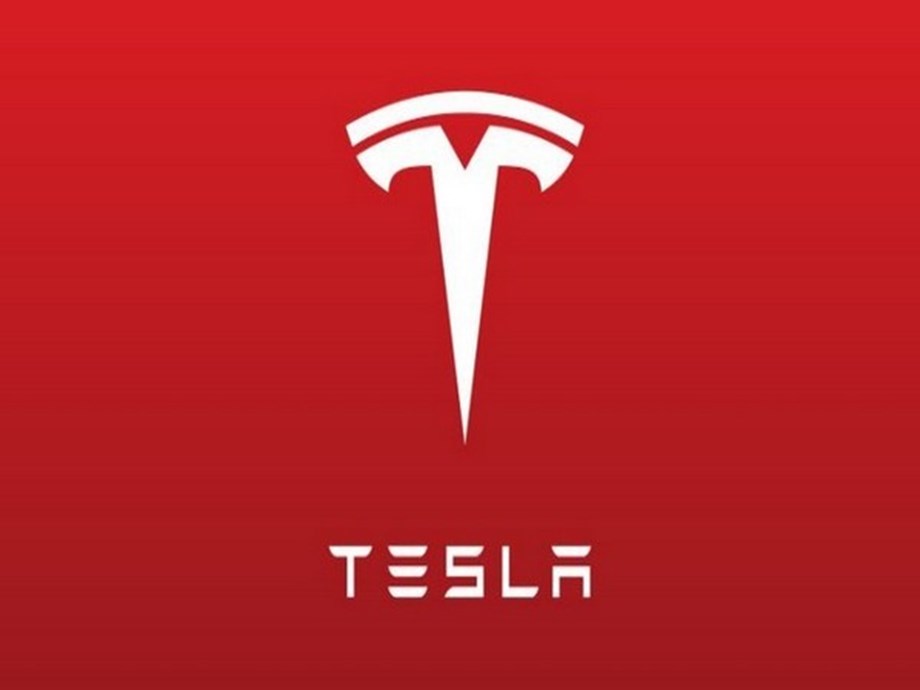 Tesla directors pay $735 mln to settle lawsuit over excess compensation Tesla directors pay $735 mln to settle lawsuit over excess compensation