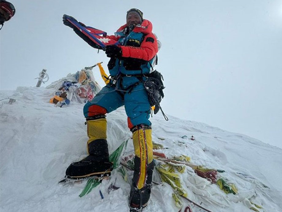 Kami Rita: The Sherpa Legend Calls for Cleaner Everest Kami Rita: The Sherpa Legend Calls for Cleaner Everest