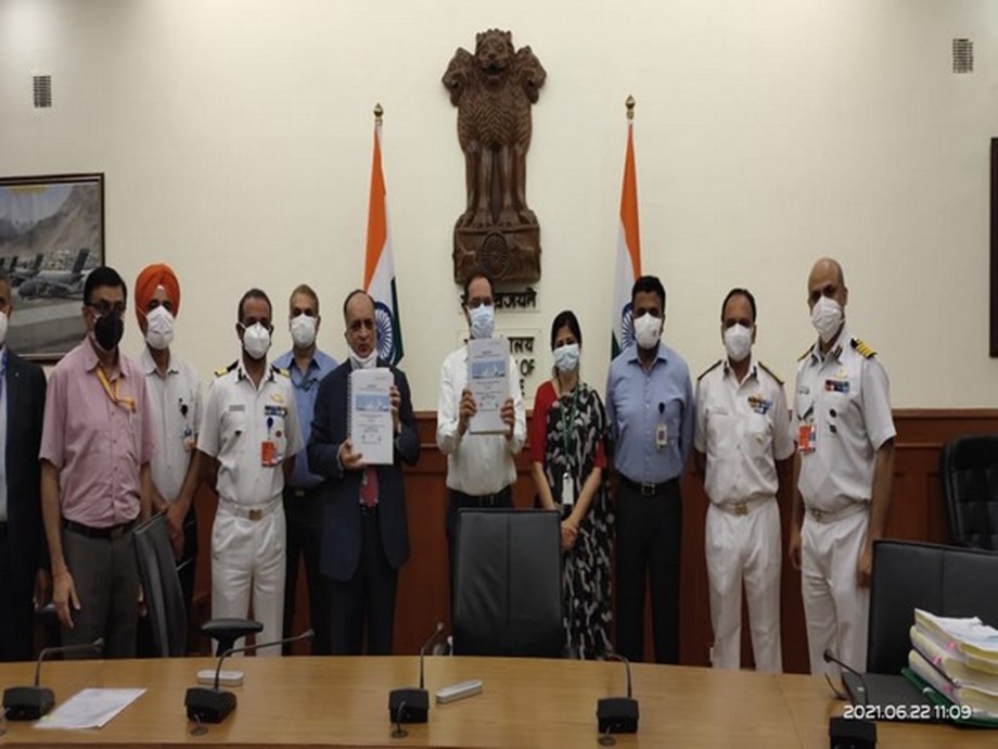 Defence Ministry signs Rs 583 cr contract with GSL for construction of pollution control vessels Defence Ministry signs Rs 583 cr contract with GSL for construction of pollution control vessels