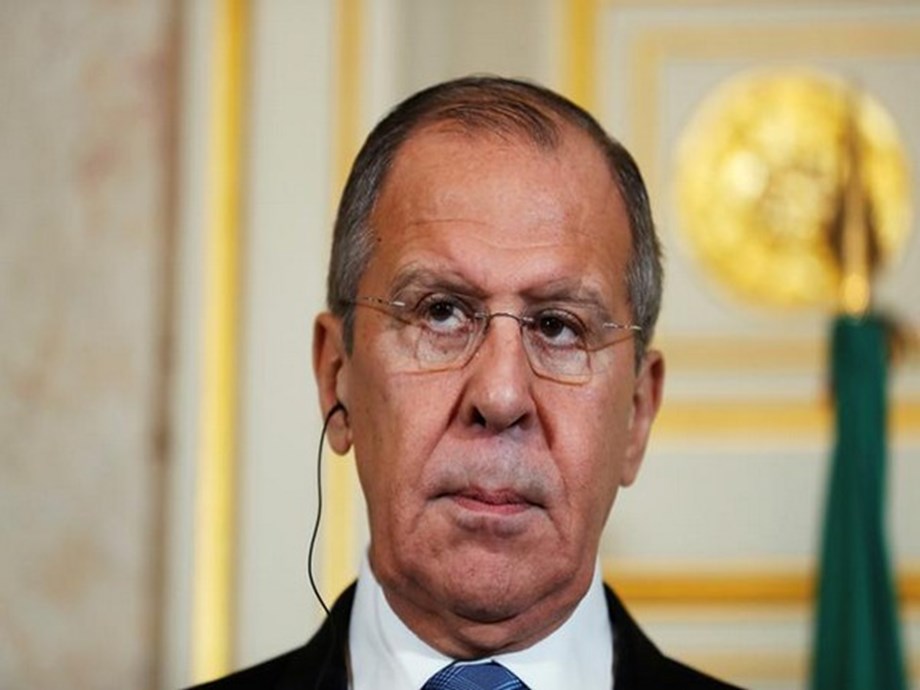 Le russe Lavrov attribue le conflit ukrainien à la “guerre hybride” américaine contre Moscou