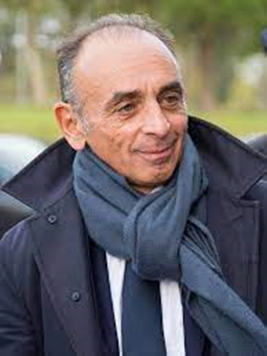 Le législateur conservateur français fait défaut à la candidature présidentielle de Zemmour Le législateur conservateur français fait défaut à la candidature présidentielle de Zemmour