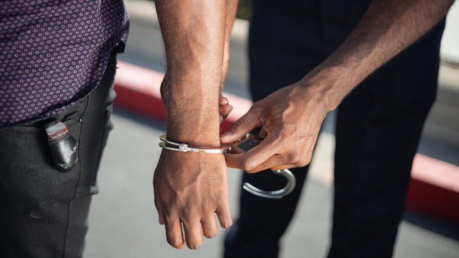 Noida CA arrested by Bengaluru police for cheating companies with Rs 168 crore fake bank guarantees Noida CA arrested by Bengaluru police for cheating companies with Rs 168 crore fake bank guarantees