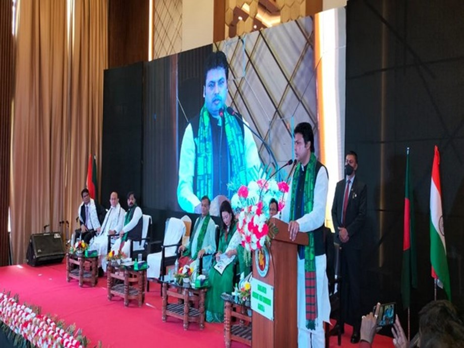 Tripura CM invites Bangladesh garment industry to invest in state, assures special subsidies Tripura CM invites Bangladesh garment industry to invest in state, assures special subsidies