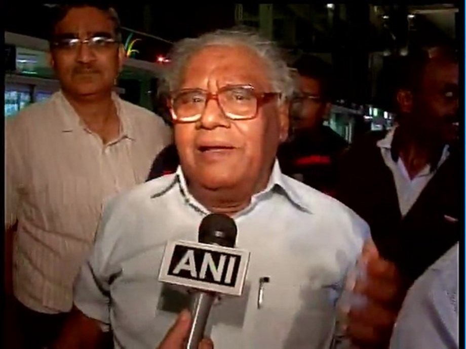 CM Bommai presents Energy Frontiers 2020 award to Prof CNR Rao CM Bommai presents Energy Frontiers 2020 award to Prof CNR Rao