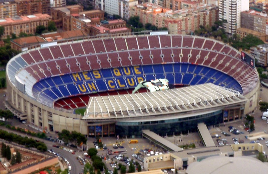 El Camp Nou bate el récord en el partido femenino con 91.648 aficionados