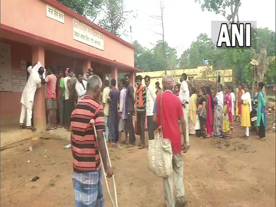 Jharkhand: Mandar bypolls underway amid tight security Jharkhand: Mandar bypolls underway amid tight security