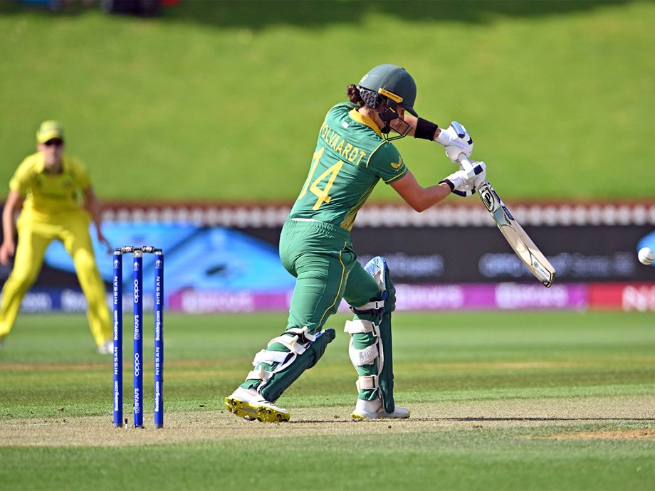 India Faces South Africa in Womens World Cup Final Showdown India Faces South Africa in Womens World Cup Final Showdown
