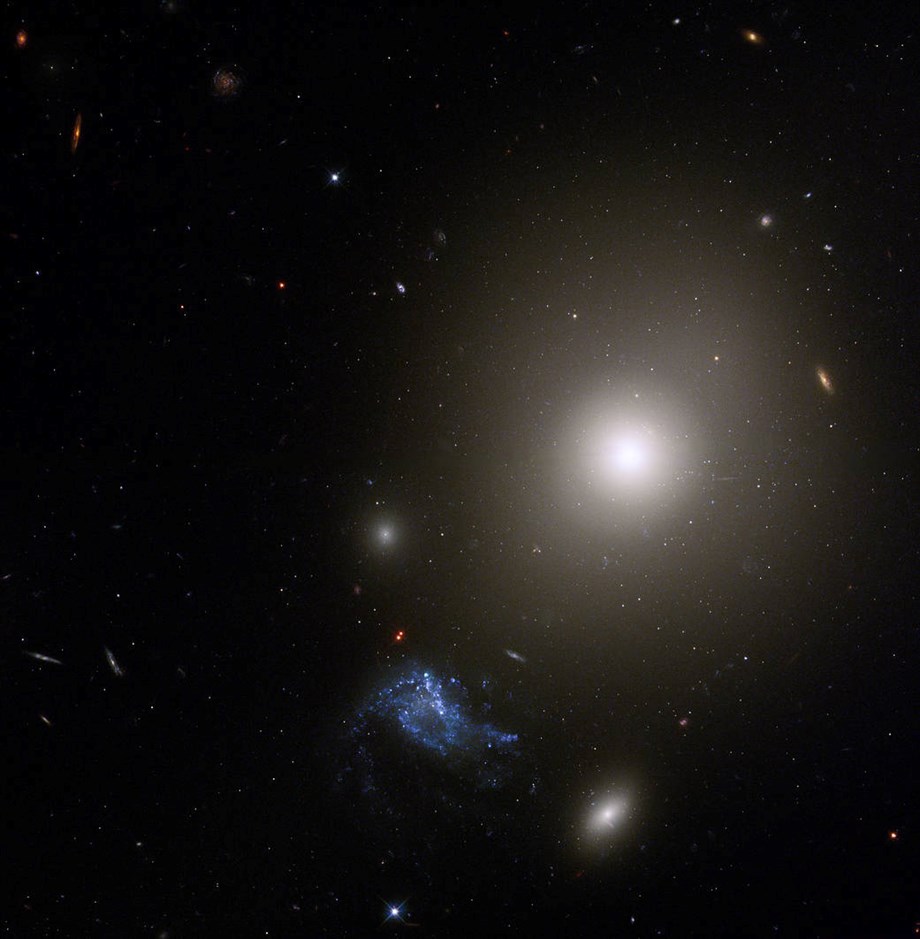 Check out this striking galaxy pair captured by Hubble telescope - Devdiscourse
