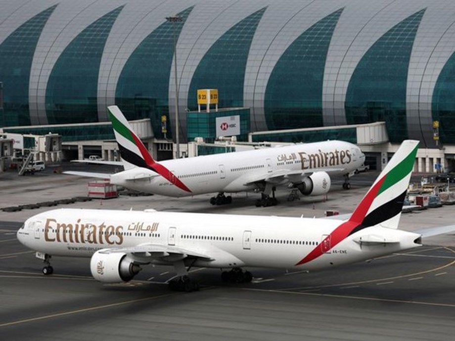 خسرت طيران الإمارات مليار دولار ، لكنها كانت تحسناً بنسبة 80٪