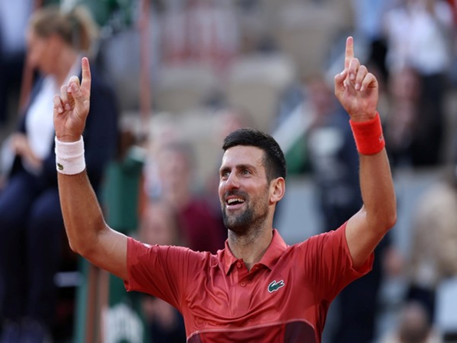 Novak Djokovic Battles Back from Knee Surgery for Wimbledon Comeback Novak Djokovic Battles Back from Knee Surgery for Wimbledon Comeback