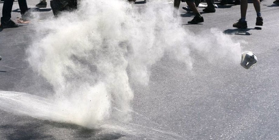 La police tchadienne tire des gaz lacrymogènes pour disperser les manifestations anti-françaises