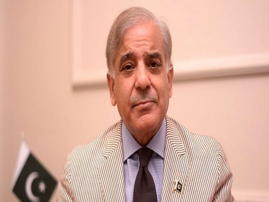 Pakistan government asks Shehbaz Sharif to provide medical reports of Nawaz Sharif within 10 days Pakistan government asks Shehbaz Sharif to provide medical reports of Nawaz Sharif within 10 days