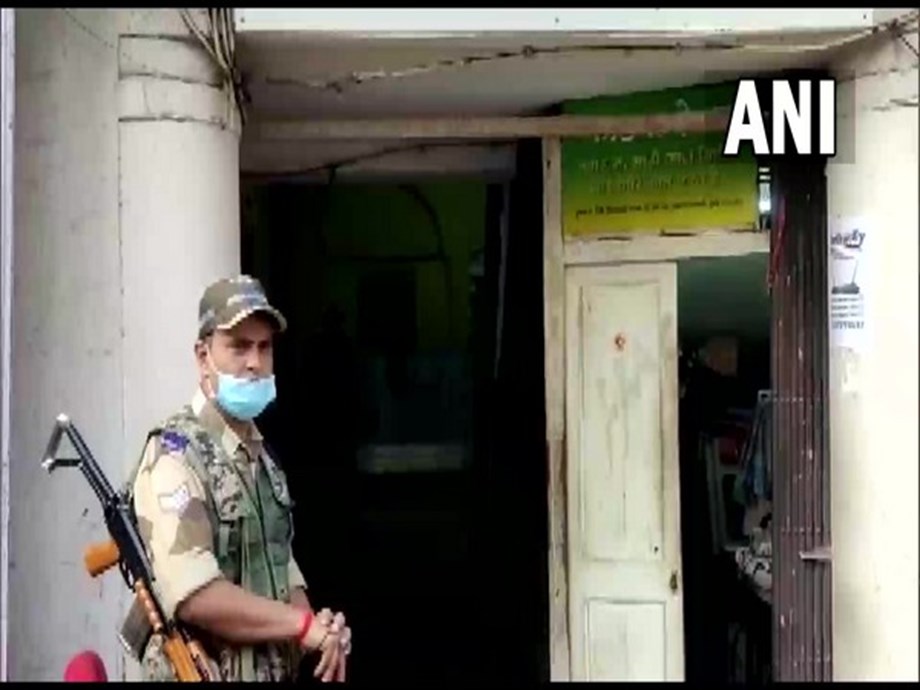 Mumbai: Income Tax department searches premises of Shiv Sena corporator Yashwant Jadhav Mumbai: Income Tax department searches premises of Shiv Sena corporator Yashwant Jadhav