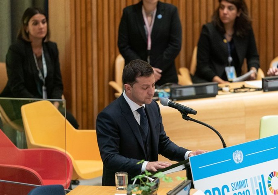 Ukrainian president says Russian troops remain near Ukraine Ukrainian president says Russian troops remain near Ukraine