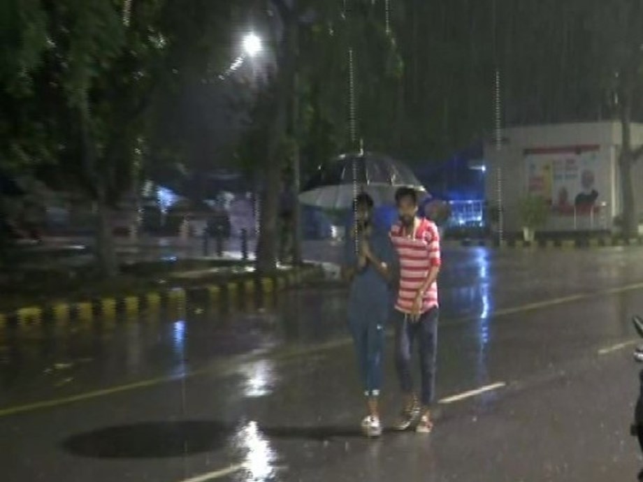 Four killed in TN rains;more downpour expected as cyclonic circulation persists Four killed in TN rains;more downpour expected as cyclonic circulation persists