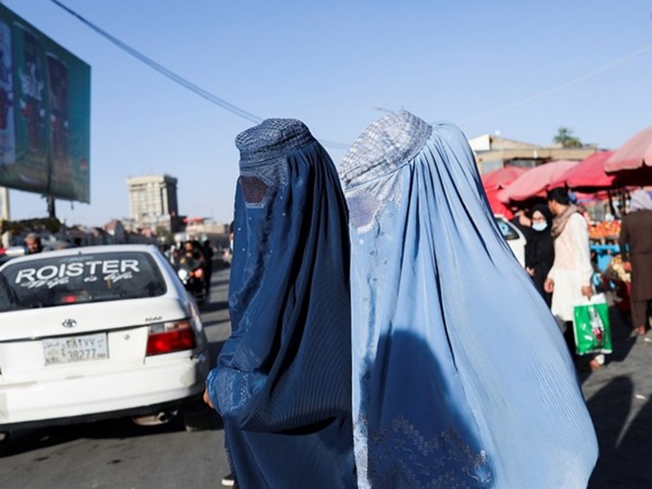 Women hold protest in Kabul, demand release of assets, recognition of Taliban govt by global community Women hold protest in Kabul, demand release of assets, recognition of Taliban govt by global community