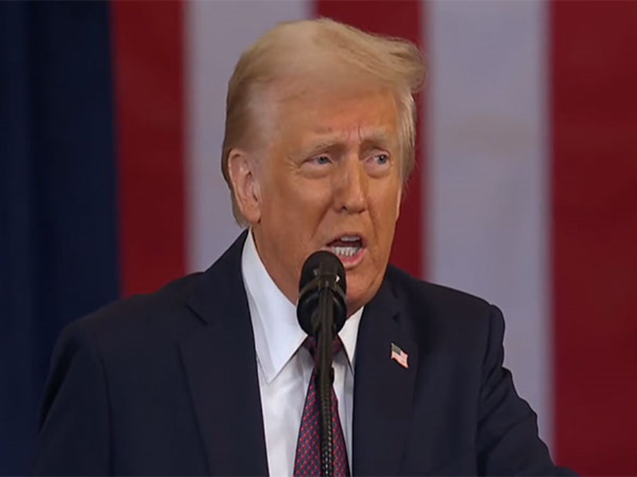 Senator Urges Trump to Reinstate Security for Former Advisers Senator Urges Trump to Reinstate Security for Former Advisers