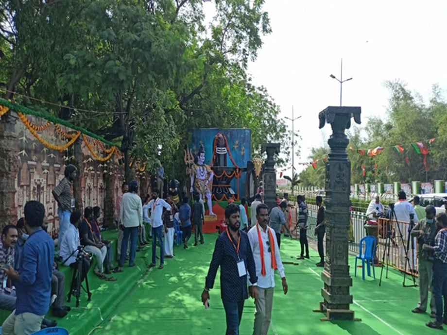 Preparations in full swing to welcome PM Modi in Tamil Nadu Preparations in full swing to welcome PM Modi in Tamil Nadu