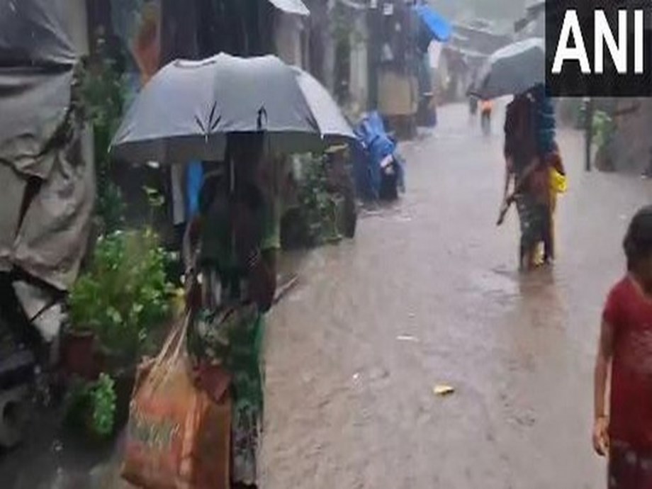 Heavy Rains Flood Gujarat: Amit Shah Promises Central Aid Heavy Rains Flood Gujarat: Amit Shah Promises Central Aid