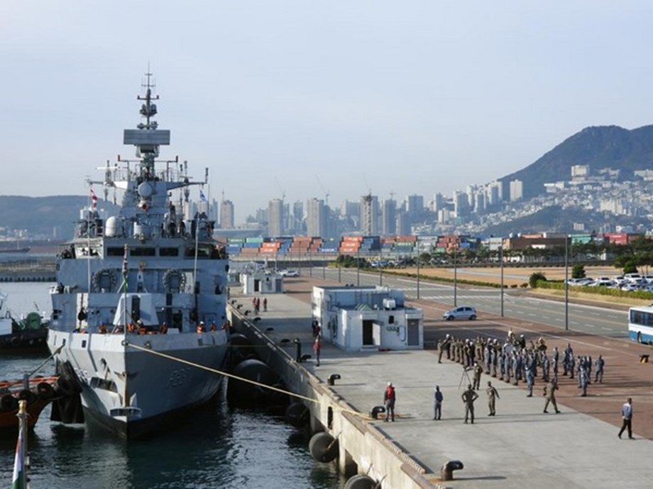 인도 해군 함정 Shivalik, Kamurta가 한국 방문을 마쳤습니다.