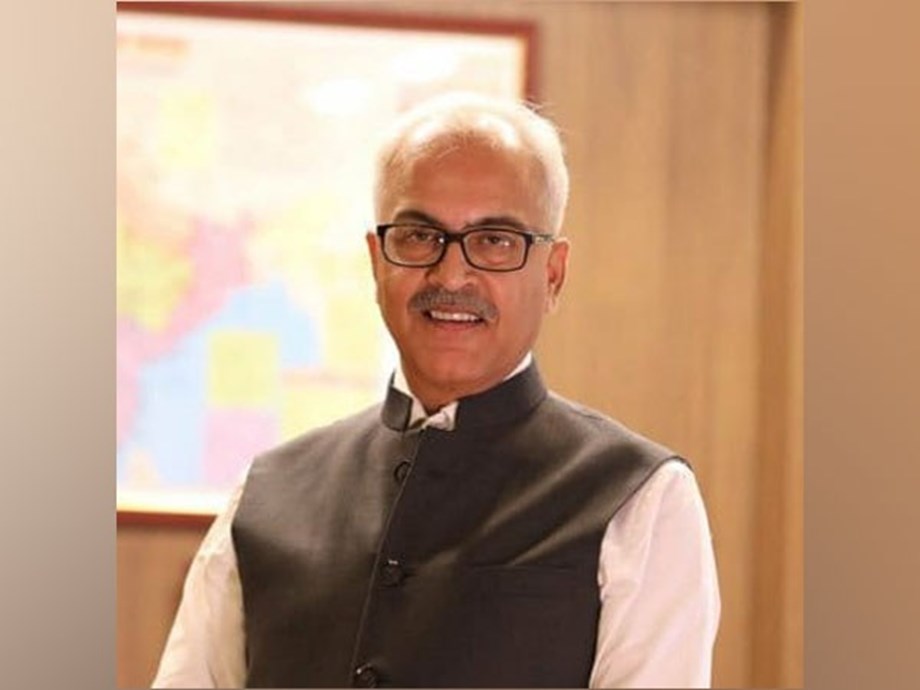 MHA ends COVID-19 containment measures from Mar 31; wearing of face mask to continue MHA ends COVID-19 containment measures from Mar 31; wearing of face mask to continue