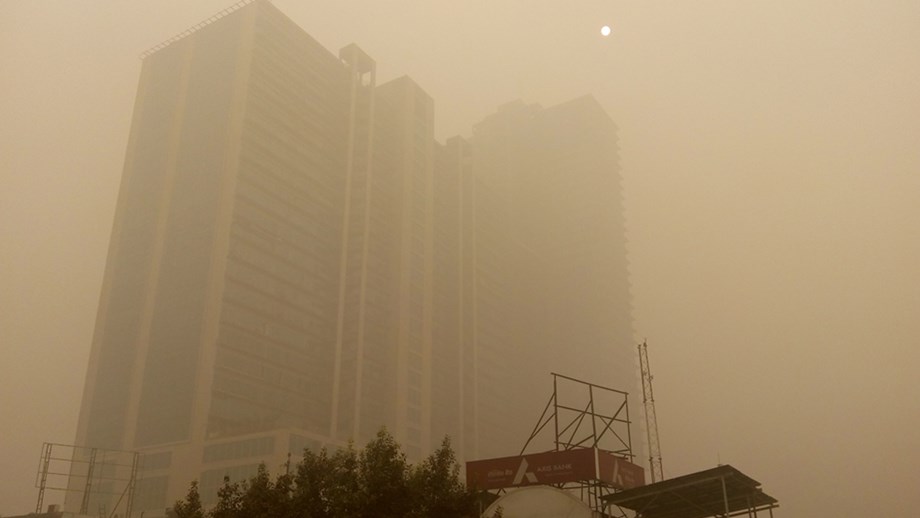 Temperatures marginally rise in Punjab, Haryana; morning fog seen in many parts Temperatures marginally rise in Punjab, Haryana; morning fog seen in many parts