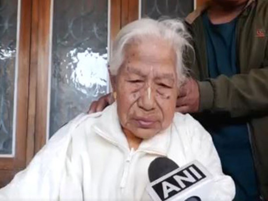 Manipuri Dancer Thiyam Suryamukhi Devi Awakened by Padma Shri Honor Manipuri Dancer Thiyam Suryamukhi Devi Awakened by Padma Shri Honor