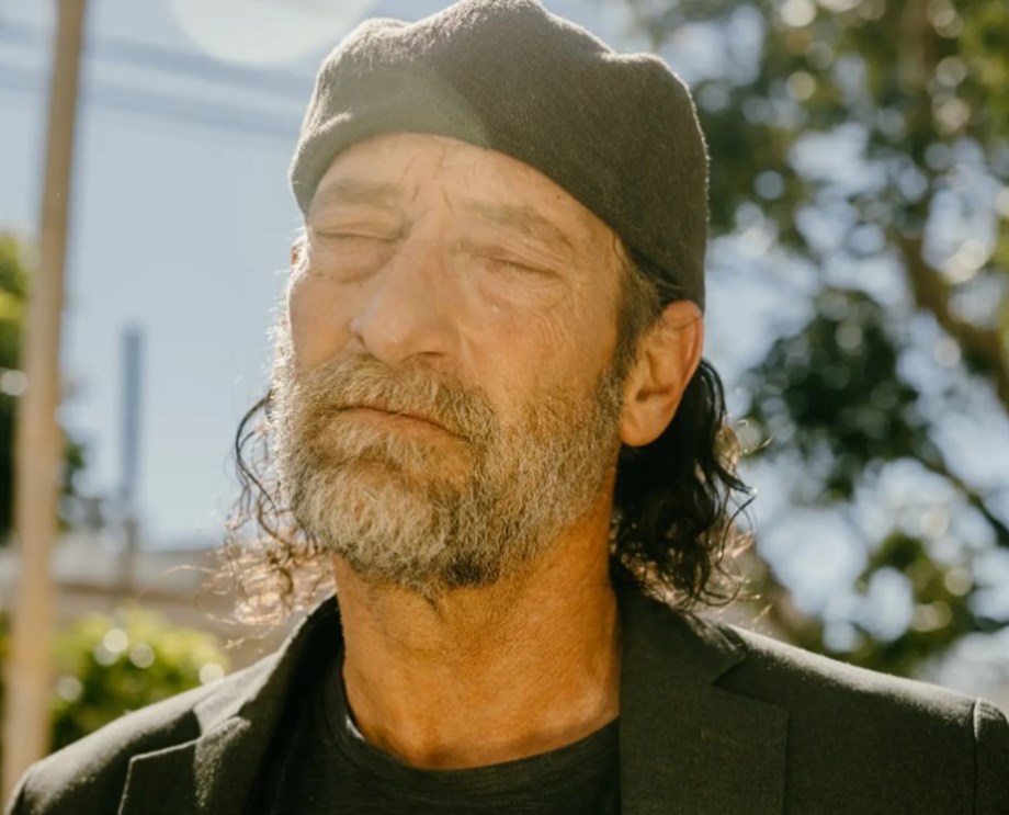 Oscar 2022: Troy Kotsur, the first deaf man wins supporting actor award for ‘CODA’ Oscar 2022: Troy Kotsur, the first deaf man wins supporting actor award for ‘CODA’