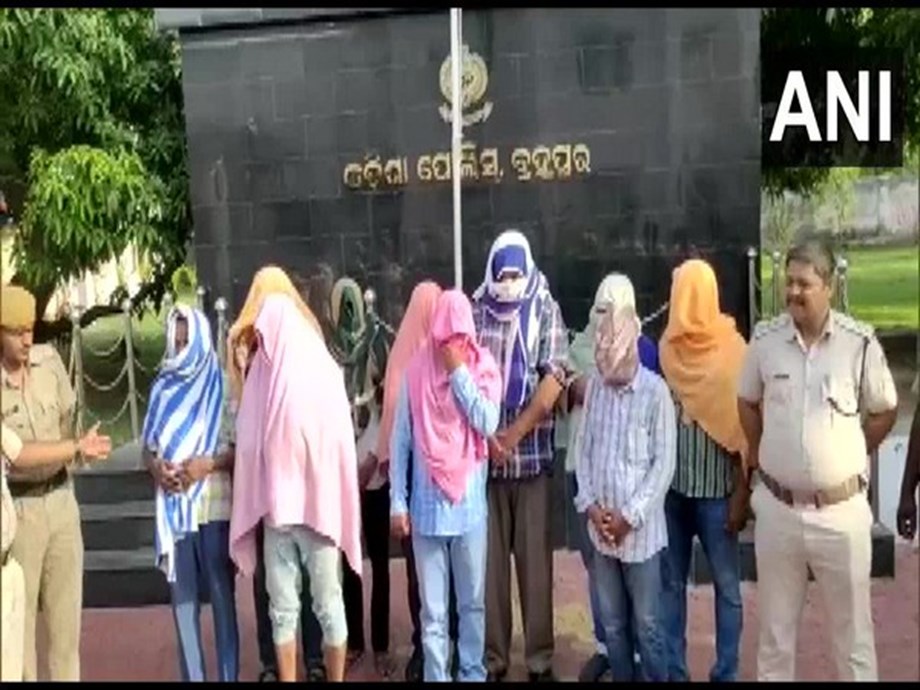 Odisha: Foetus sex detection racket busted in Berhampur, 13 held Odisha: Foetus sex detection racket busted in Berhampur, 13 held