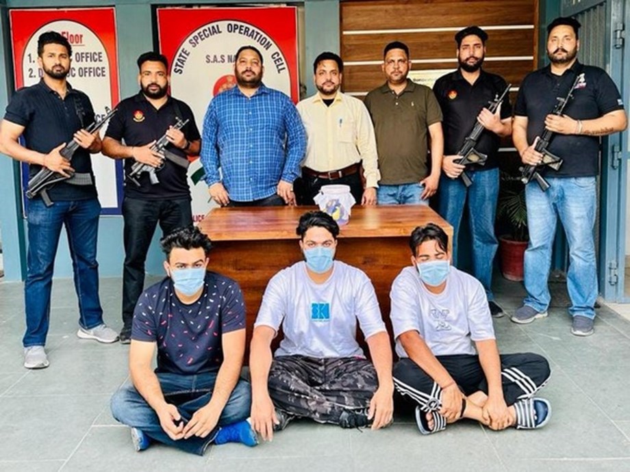 Punjab police bust criminal network backed by USA-based gang, three operatives held Punjab police bust criminal network backed by USA-based gang, three operatives held
