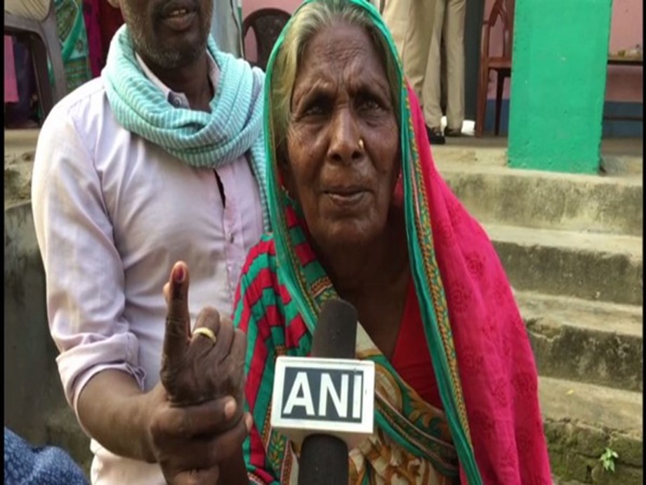 Bihar: Second phase of panchayat election underway Bihar: Second phase of panchayat election underway